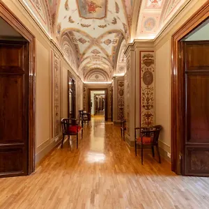 https://residenza-pierret.it-romehotels.com